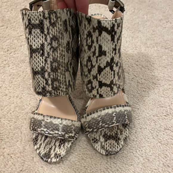 vince camuto heels